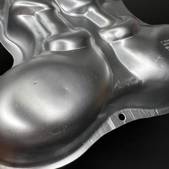 Lot 2 Wilton Mickey Mouse Cake Pans Disney Full Body Birthday Vintage 80s 90s - Picture 6 of 16